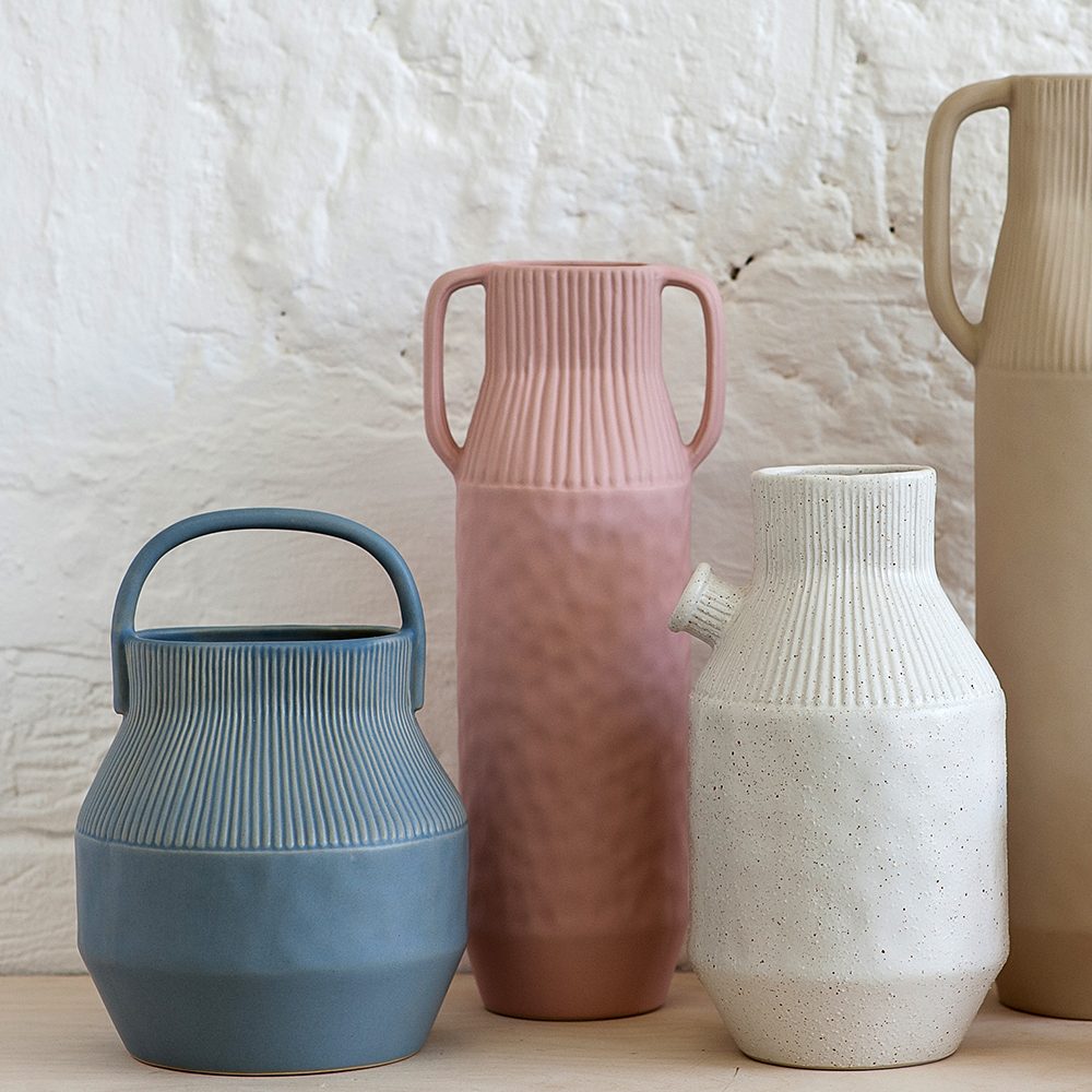 Group of Epoch vases