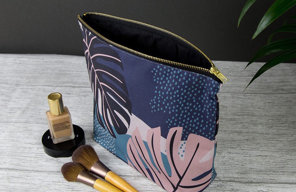 Make up and wash bags