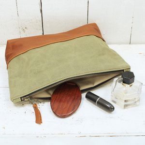 Canvas Wash Bag - Green and Brown