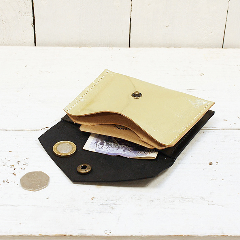 3 Pocket Gold Purse - Tan black purse styled